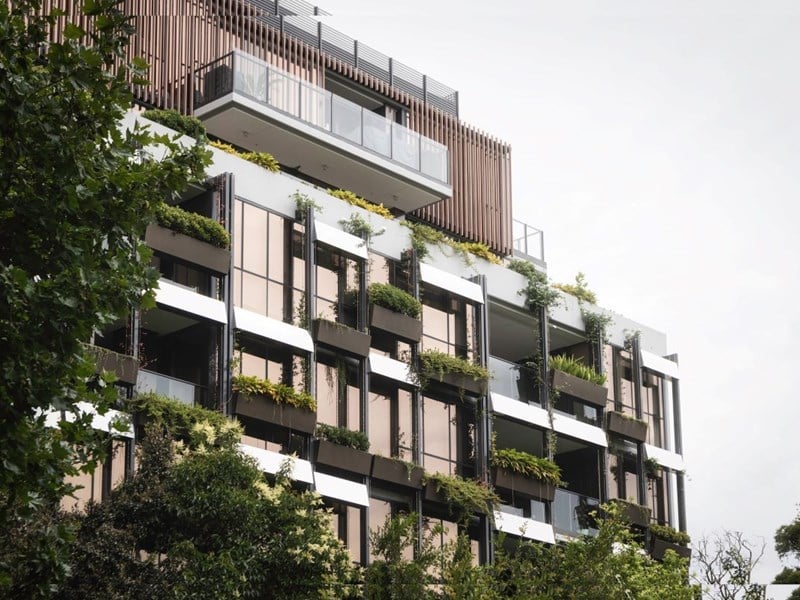 Support needed for apartment energy shift