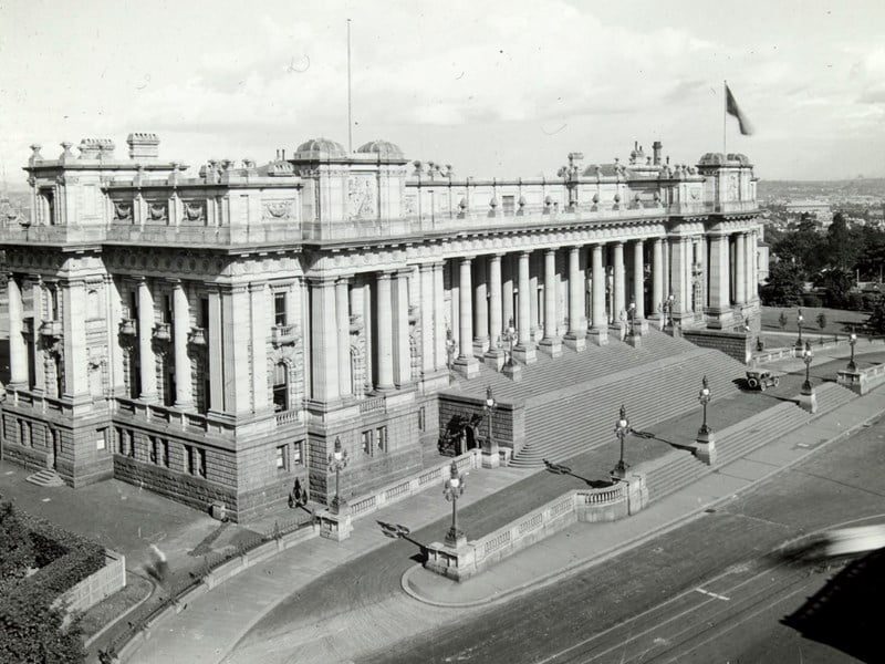 Journey back to Melbourne’s federal years 