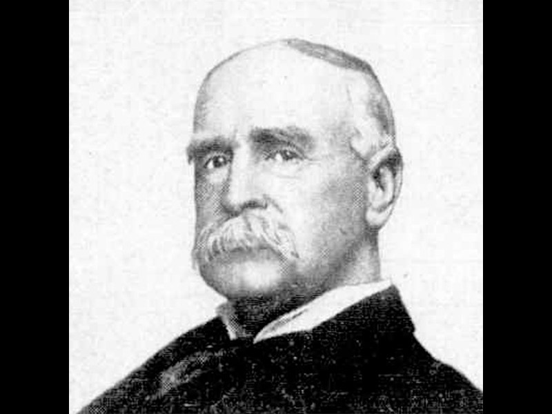 Lauchlan Mackinnon