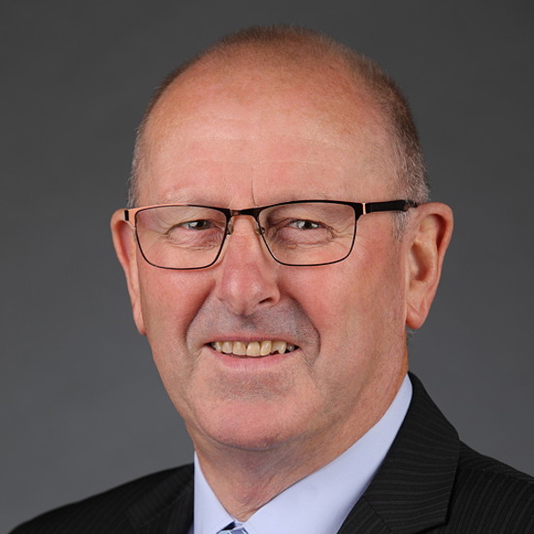 Gary Blackwood