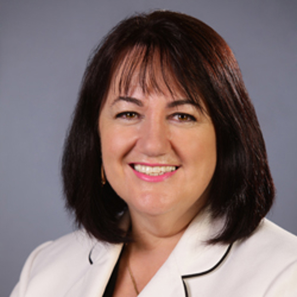 Dee Ryall