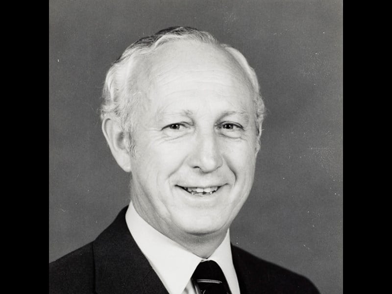 Vernon Wilcox